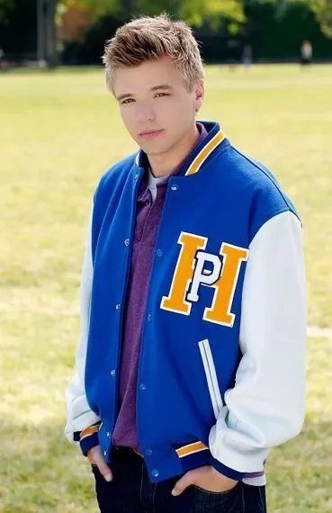 Brett Davern