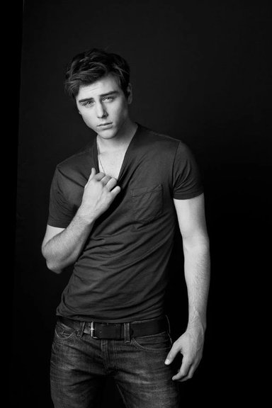 Sterling Beaumon