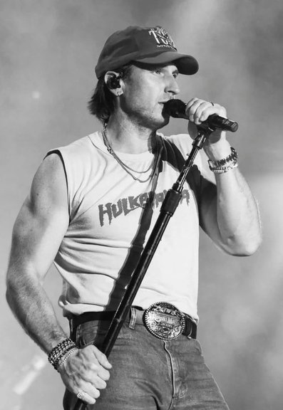 Russell Richardson