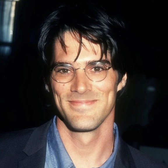 Thomas Gibson