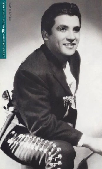 Miguel Aceves Mejía